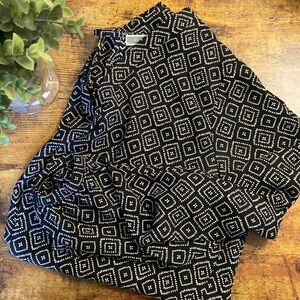 Long Sleeve Patterned Blouse